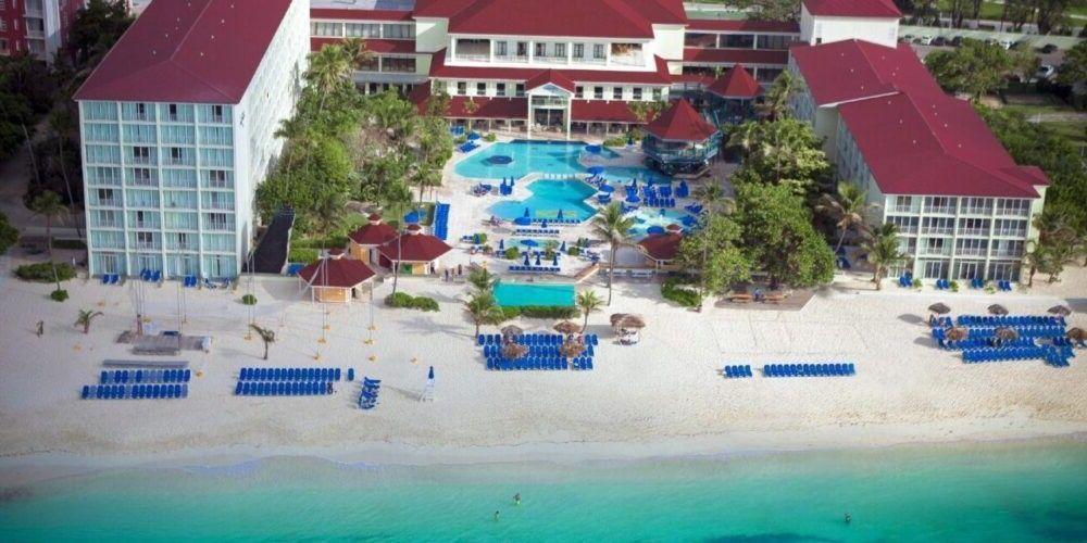 Breezes Resort Spa
