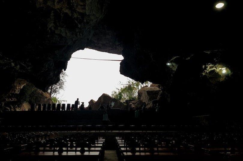 cavernas Vieng Xai